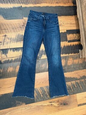 MOTHER Indigo Mid-Rise Flare Skinny Jeans weekender fray 25